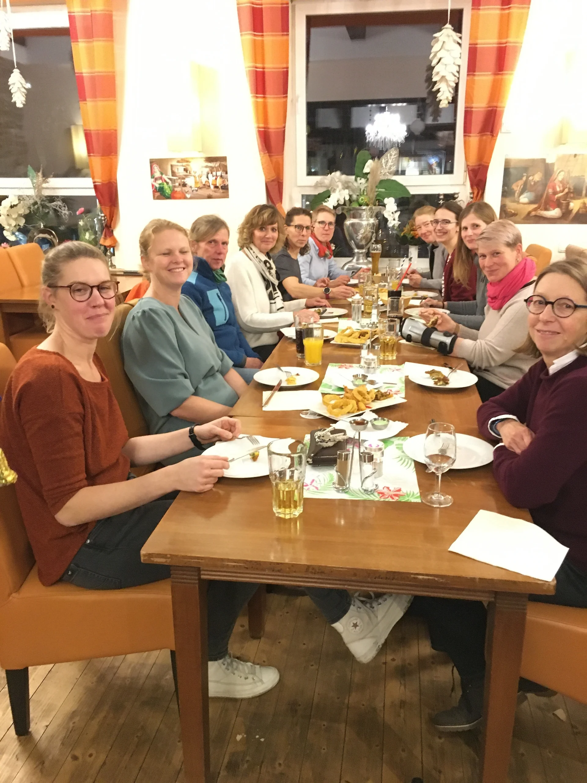 Gemeinsames Abendessen | © Kati Schäfer